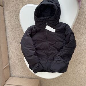 Uniqlo Black Puffer Jacket